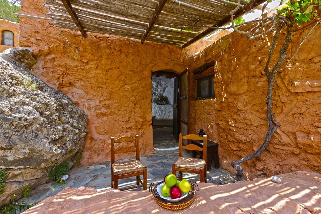 Aspros Potamos Aparthotel Makrýgialos Rom bilde
