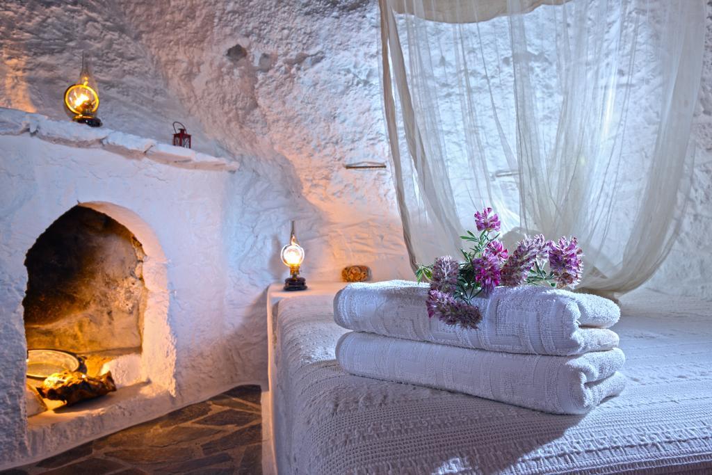 Aspros Potamos Aparthotel Makrýgialos Rom bilde