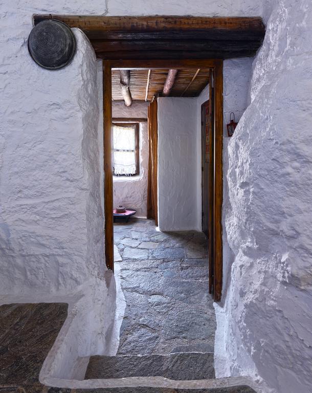 Aspros Potamos Aparthotel Makrýgialos Rom bilde