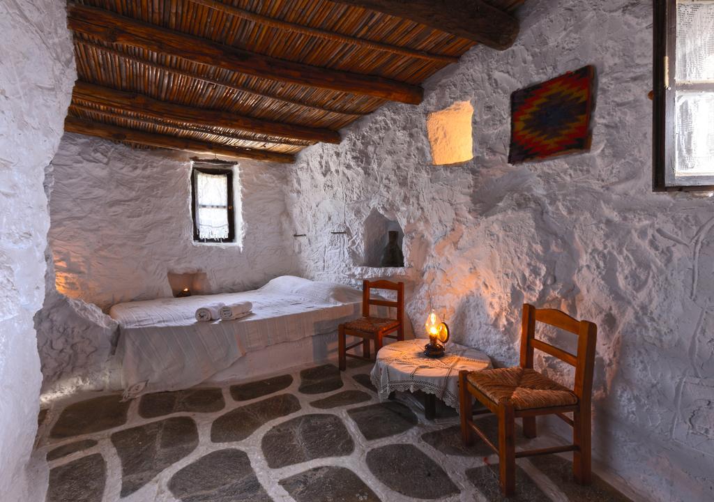 Aspros Potamos Aparthotel Makrýgialos Rom bilde