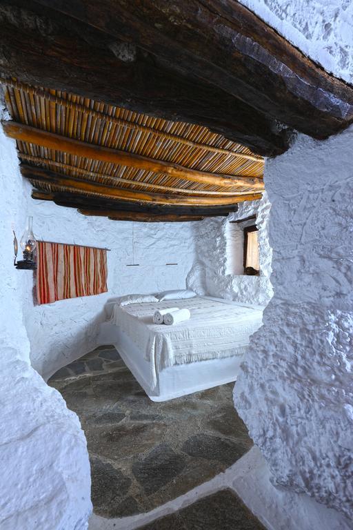 Aspros Potamos Aparthotel Makrýgialos Rom bilde